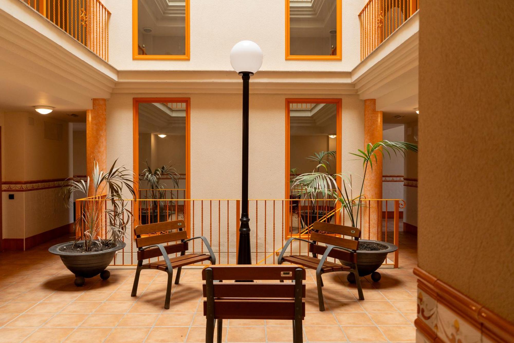 Golden Beach Apartamentos Sant Carles de la Ràpita Exterior photo