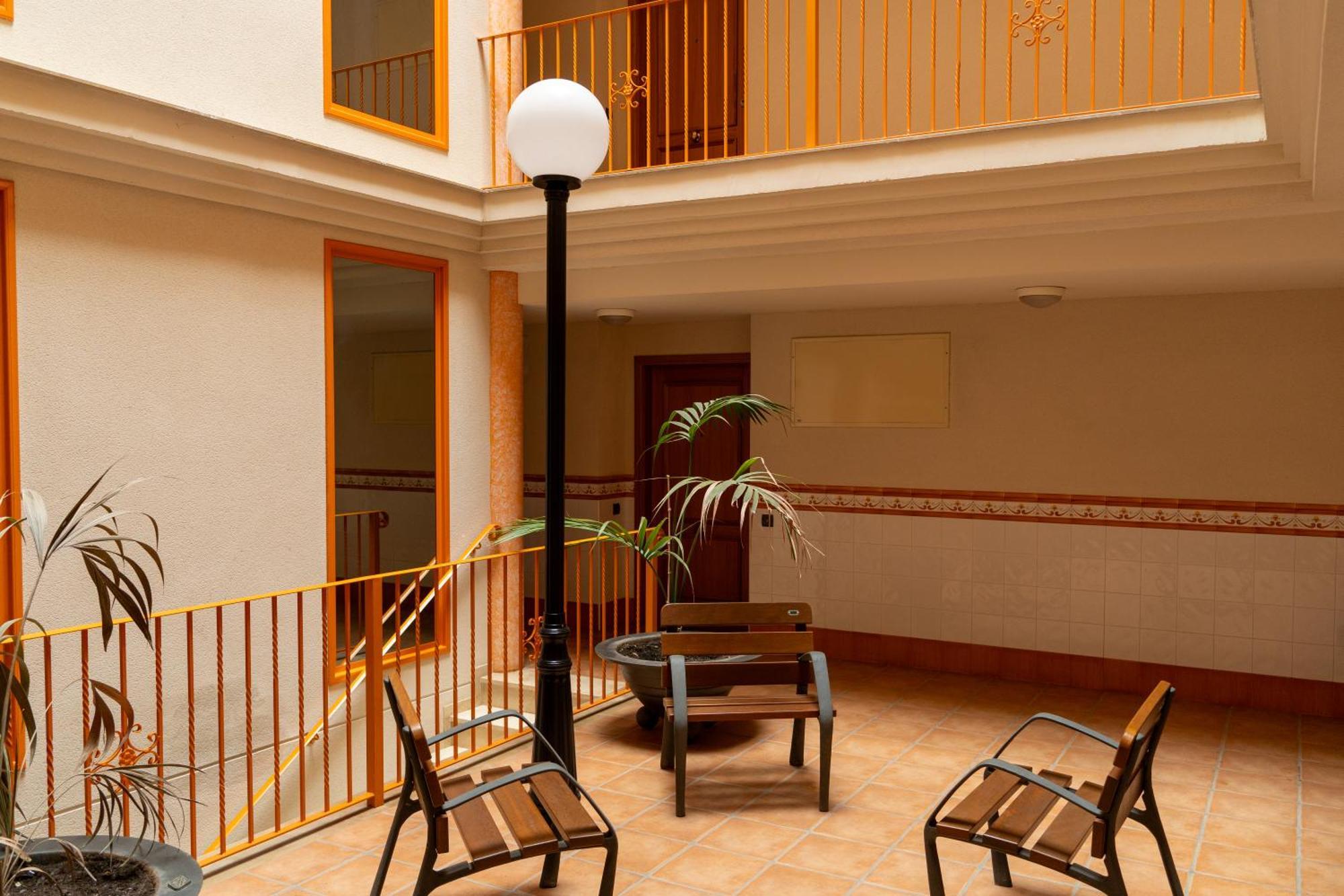Golden Beach Apartamentos Sant Carles de la Ràpita Exterior photo