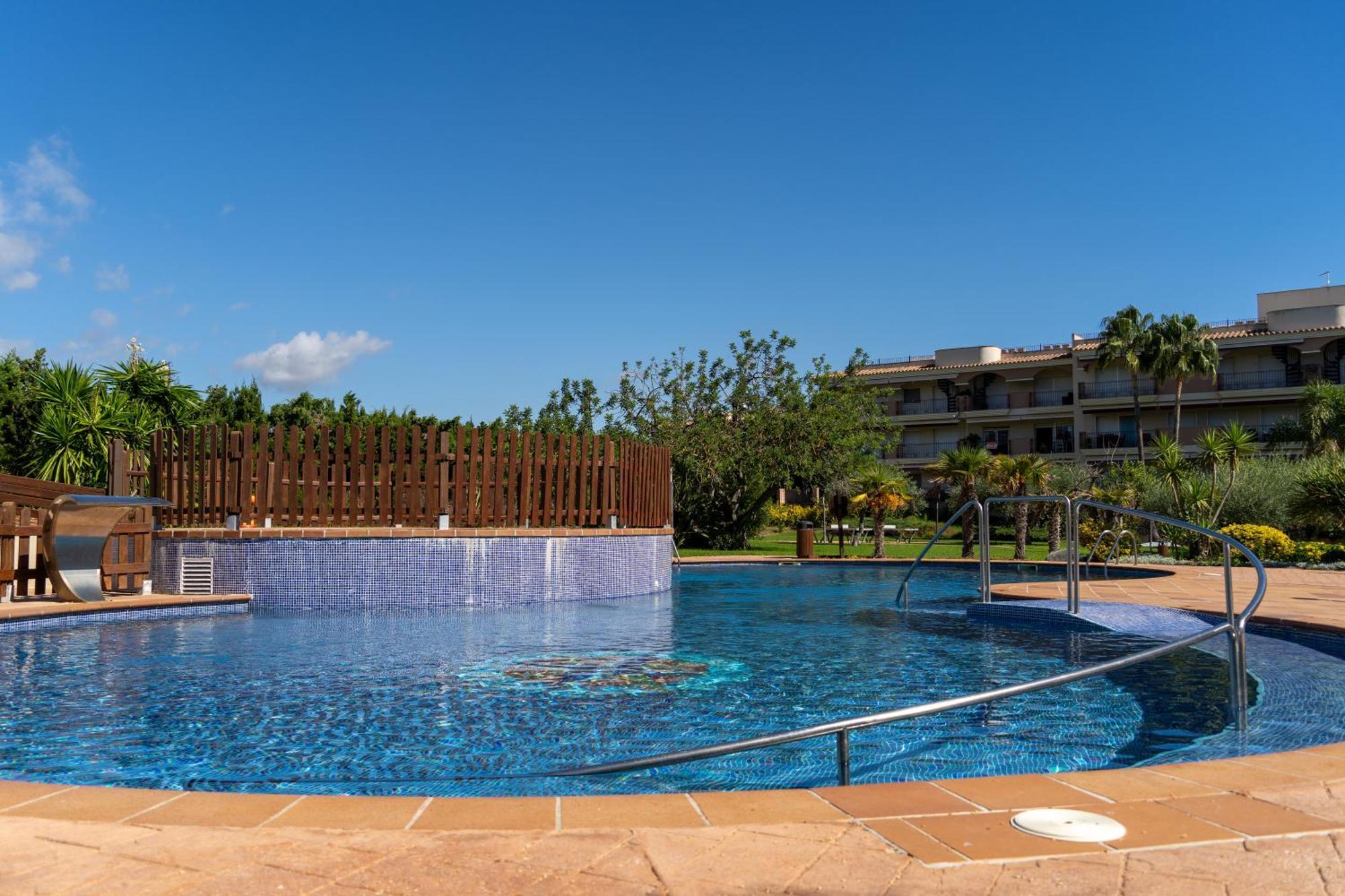 Golden Beach Apartamentos Sant Carles de la Ràpita Exterior photo