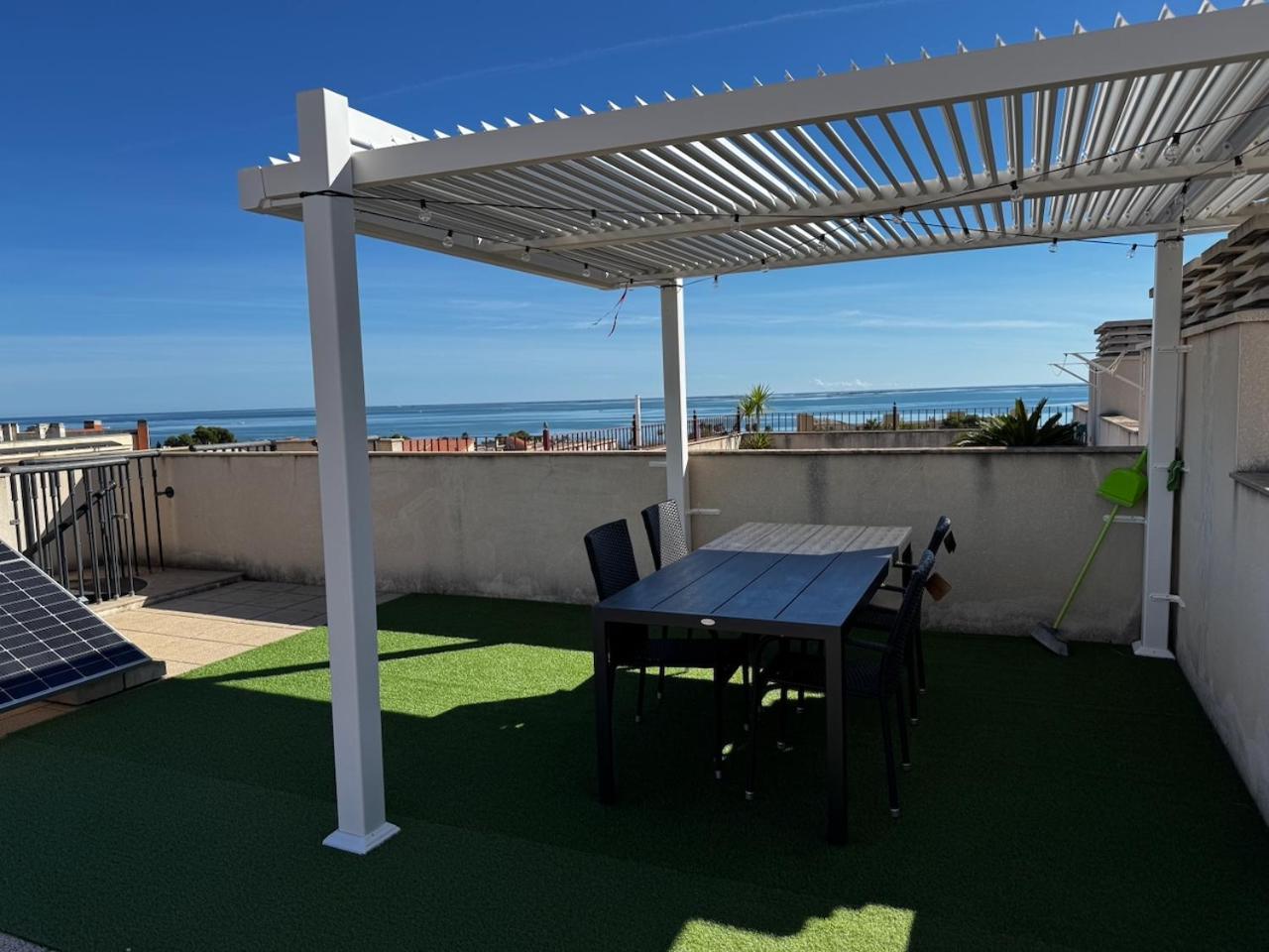 Golden Beach Apartamentos Sant Carles de la Ràpita Exterior photo